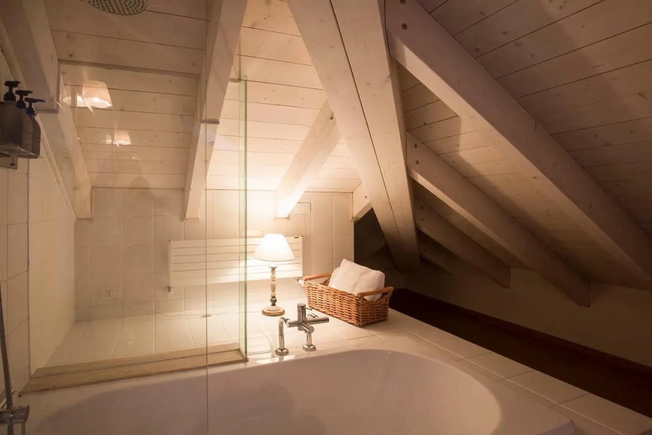Art Hotel Varese 4*,